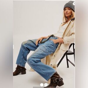 We The Free Moxie Pull-on Barrel Jeans size 28